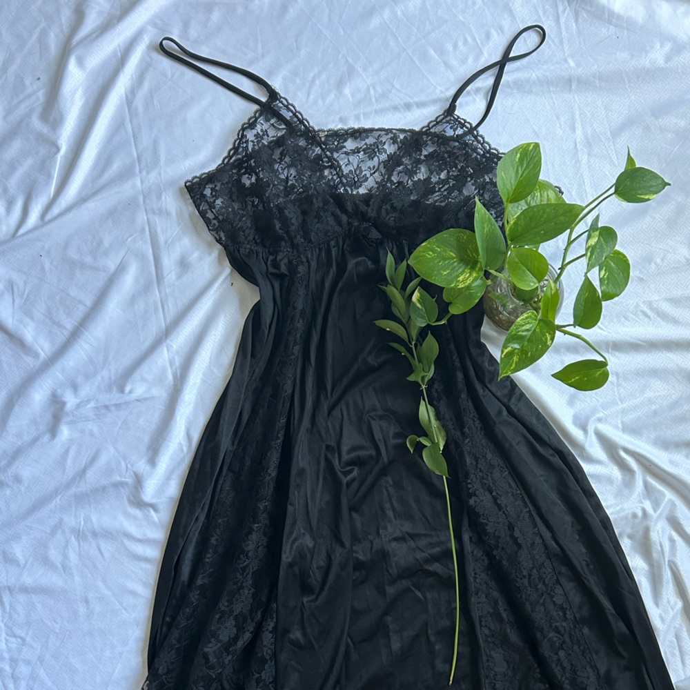 Black lace floral  long slip dress 🖤🪴
